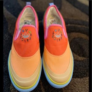 Adidas Sneakers ***PRIDE***